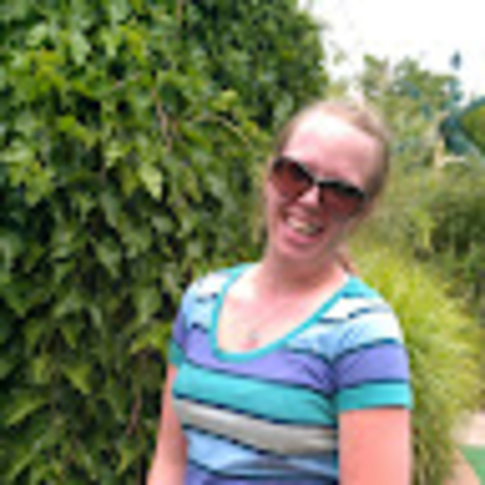 Meet your Posher, Roxanne